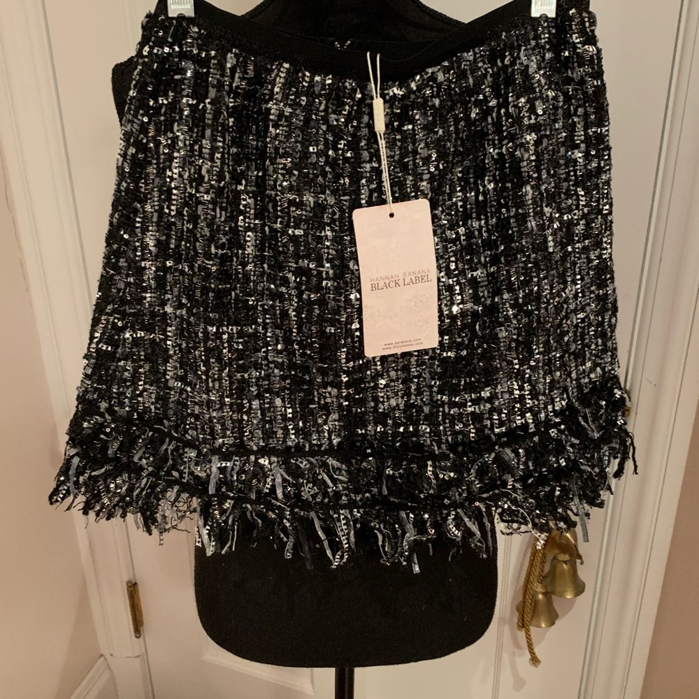 Girls tweed mini skirt